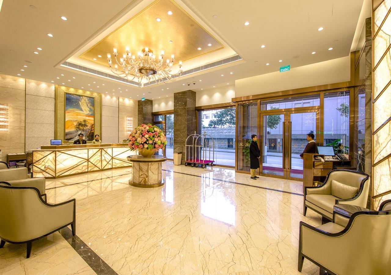 Royal Dragon Hotel Macau Exterior photo