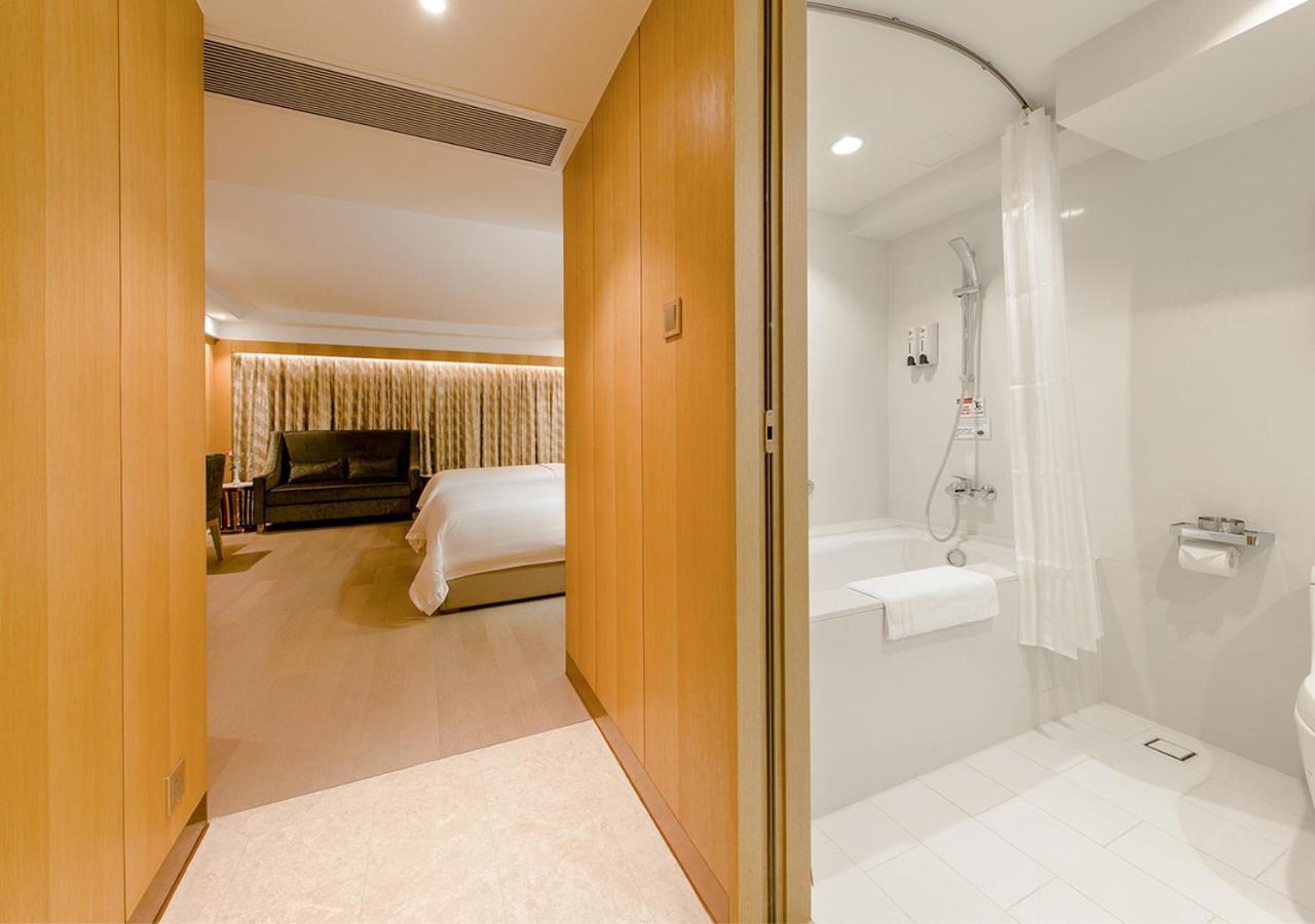 Royal Dragon Hotel Macau Exterior photo