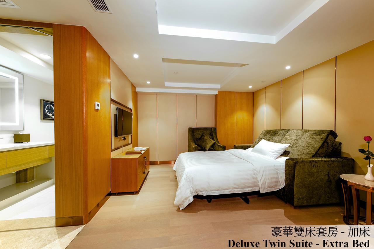 Royal Dragon Hotel Macau Exterior photo