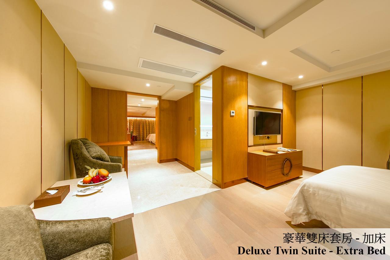 Royal Dragon Hotel Macau Exterior photo