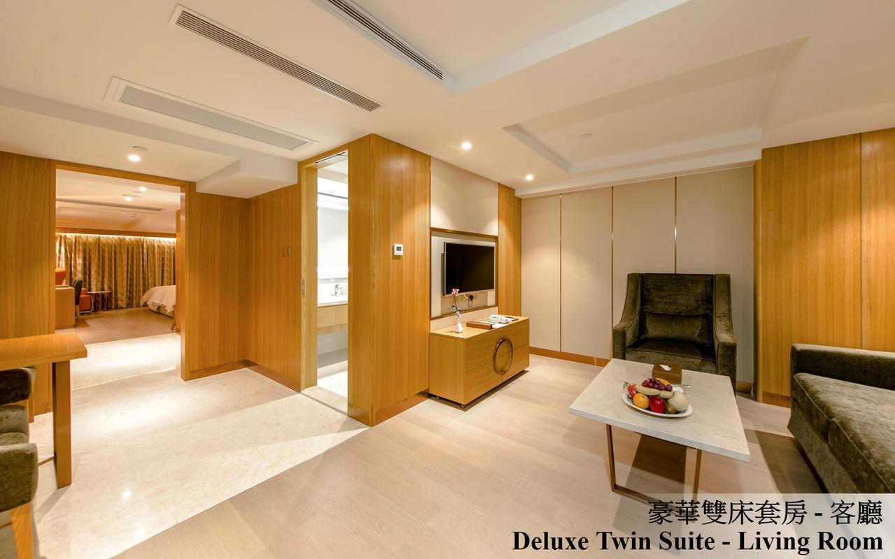 Royal Dragon Hotel Macau Exterior photo