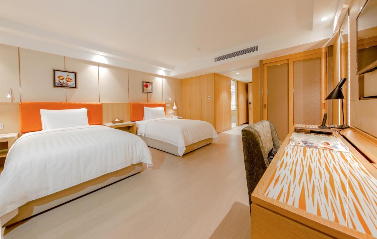 Royal Dragon Hotel Macau Exterior photo
